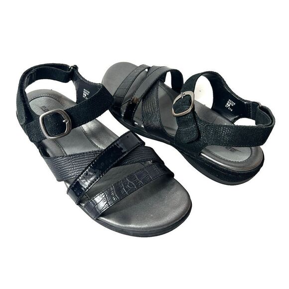 EARTH Womens 9B Flat Sandals Black Leather Comfort Casual Sling Back Ankle Strap - Picture 1 of 12